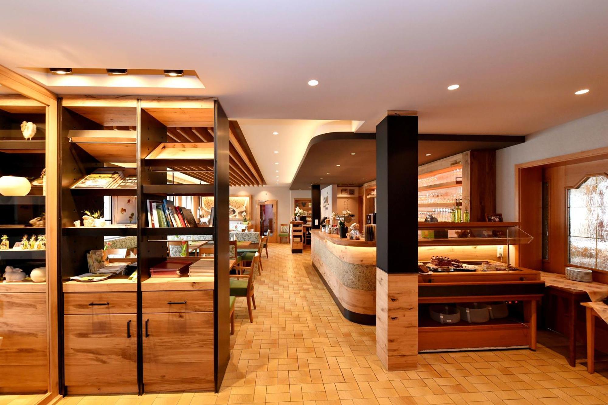 Koehlers Krone เอฮิงเงน ภายนอก รูปภาพ